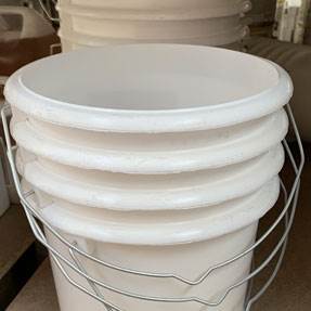 Cups & Tins